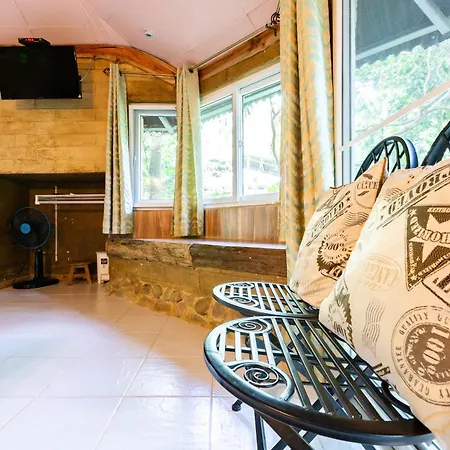 Baandin Chiewlarn Hotel Ban Tha Khun Exterior photo