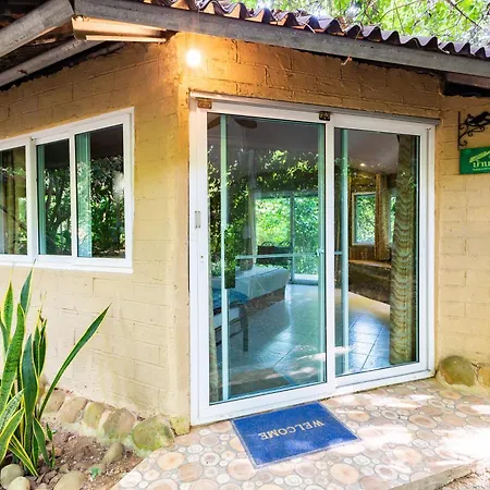 Baandin Chiewlarn Hotel Ban Tha Khun Exterior photo