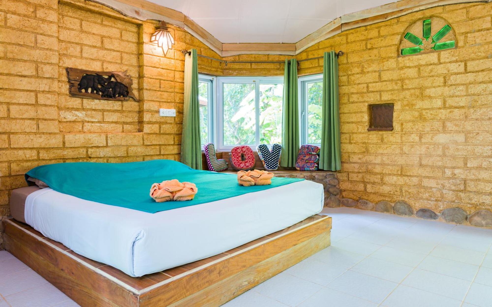 Baandin Chiewlarn Resort
